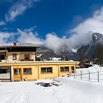La Cour מלון דירות Samoëns
