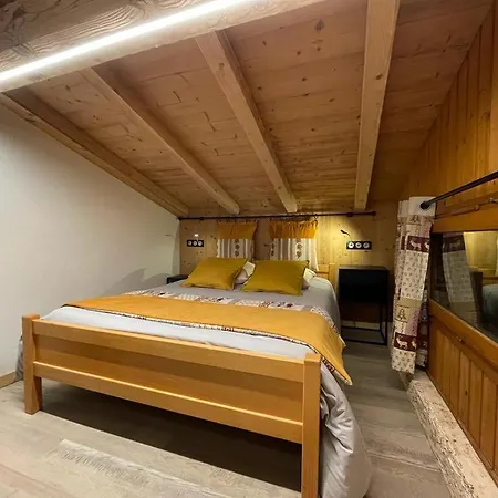 Résidence La Cour 3*