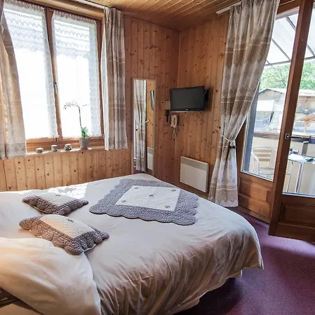 Résidence La Cour 3*