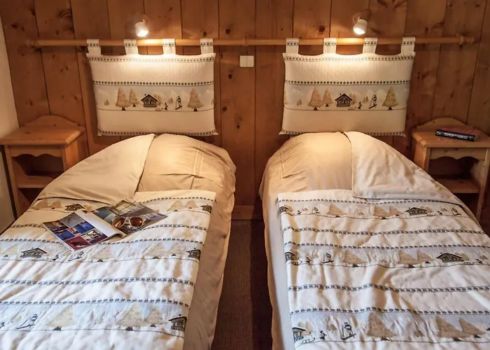 Aparthotel La Cour 3*