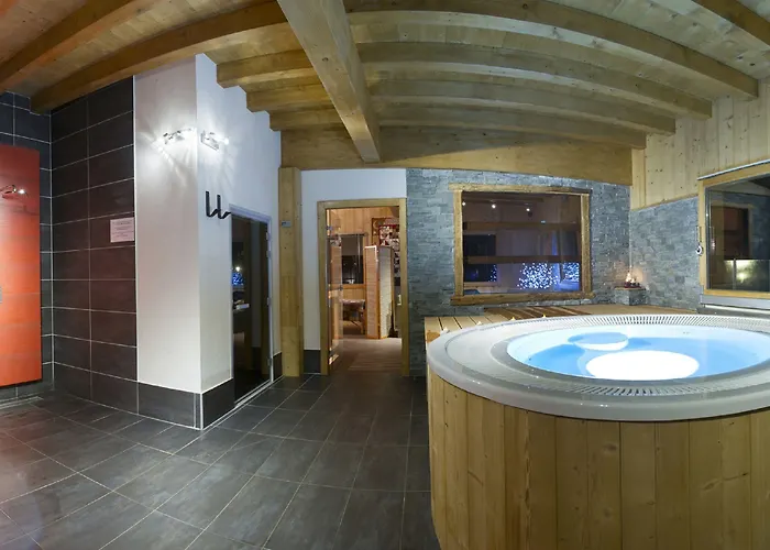 La Cour Aparthotel