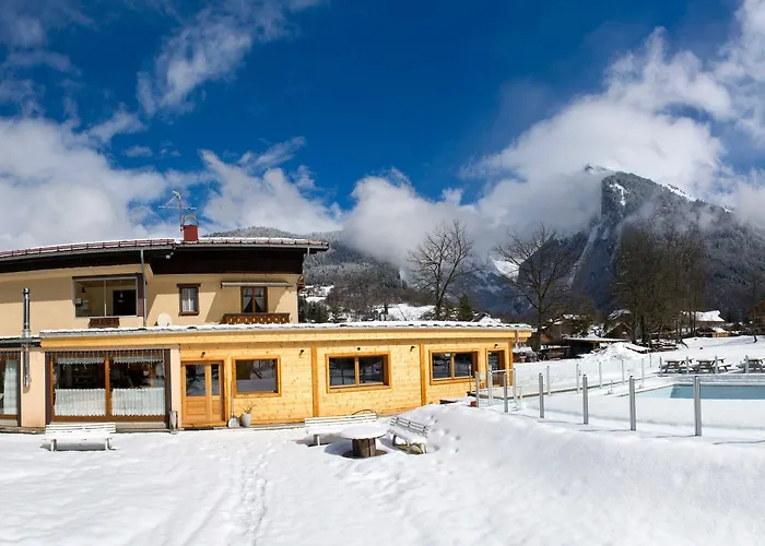 La Cour Lägenhetshotell Samoëns